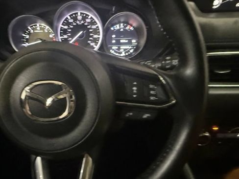 Used 2018 MAZDA CX-5 Touring w/ Preferred Equipment Package FWD image 16