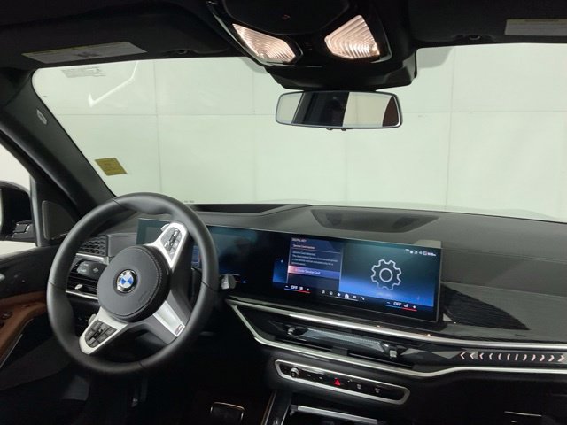 Certified 2026 BMW X5 xDrive40i w/ M Sport Package AWD/4WD image 30