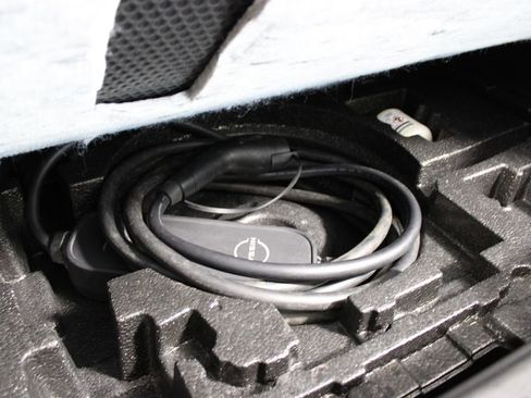 Used 2024 Nissan Ariya FWD image 35