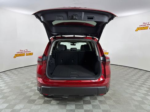 New 2026 Nissan Rogue SV FWD image 5