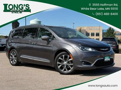 Used 2017 Chrysler Pacifica Limited