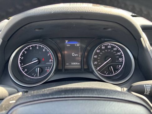 Used 2024 Toyota Camry SE image 18