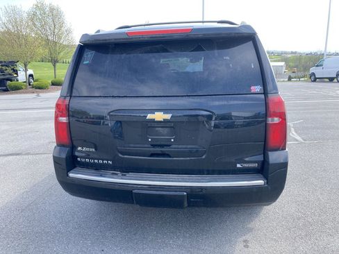 Used 2017 Chevrolet Suburban Premier image 6
