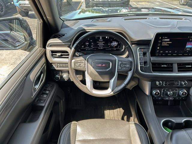 Used 2023 GMC Yukon SLT AWD/4WD image 25