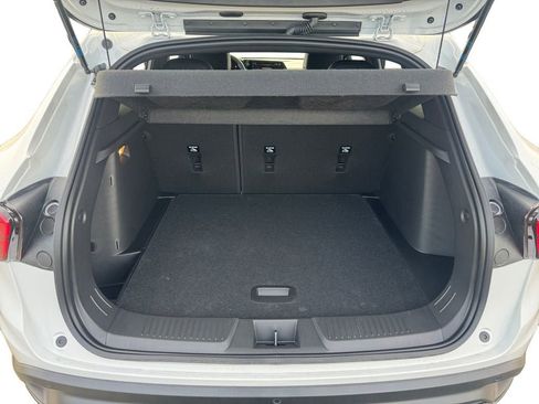 New 2026 Chevrolet Trax RS w/ Driver Confidence Package FWD image 17