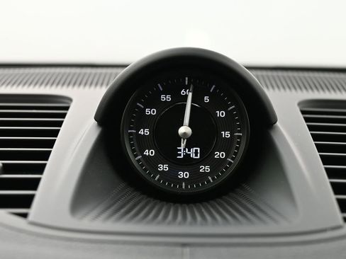 Certified 2025 Porsche Panamera RWD image 20