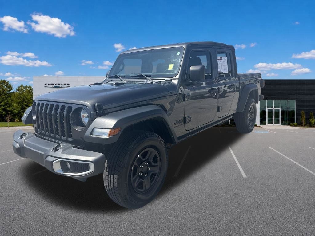 Used 2023 Jeep Gladiator Sport AWD/4WD image 3