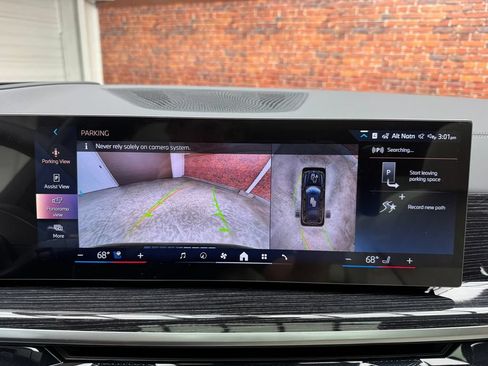 Used 2027 BMW X7 xDrive40i w/ M Sport Package AWD/4WD image 22