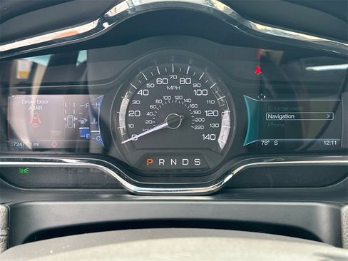 Used 2019 Lincoln MKT AWD image 28