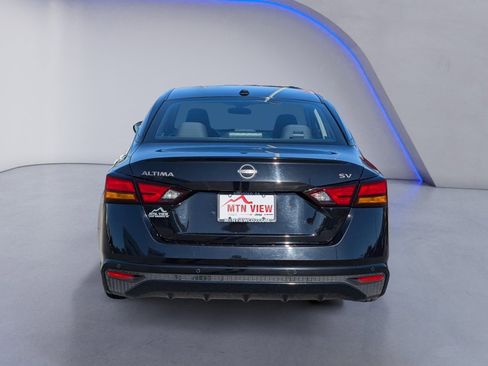 Used 2023 Nissan Altima 2.5 SV image 7