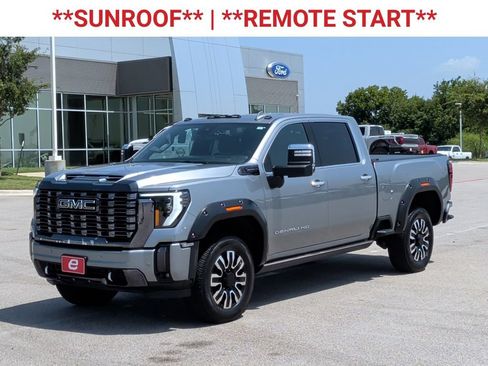 Used 2024 GMC Sierra 2500 Denali Ultimate AWD/4WD image 3