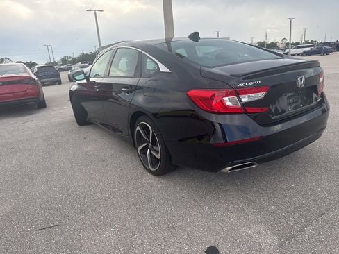 Used 2022 Honda Accord Sport image 7