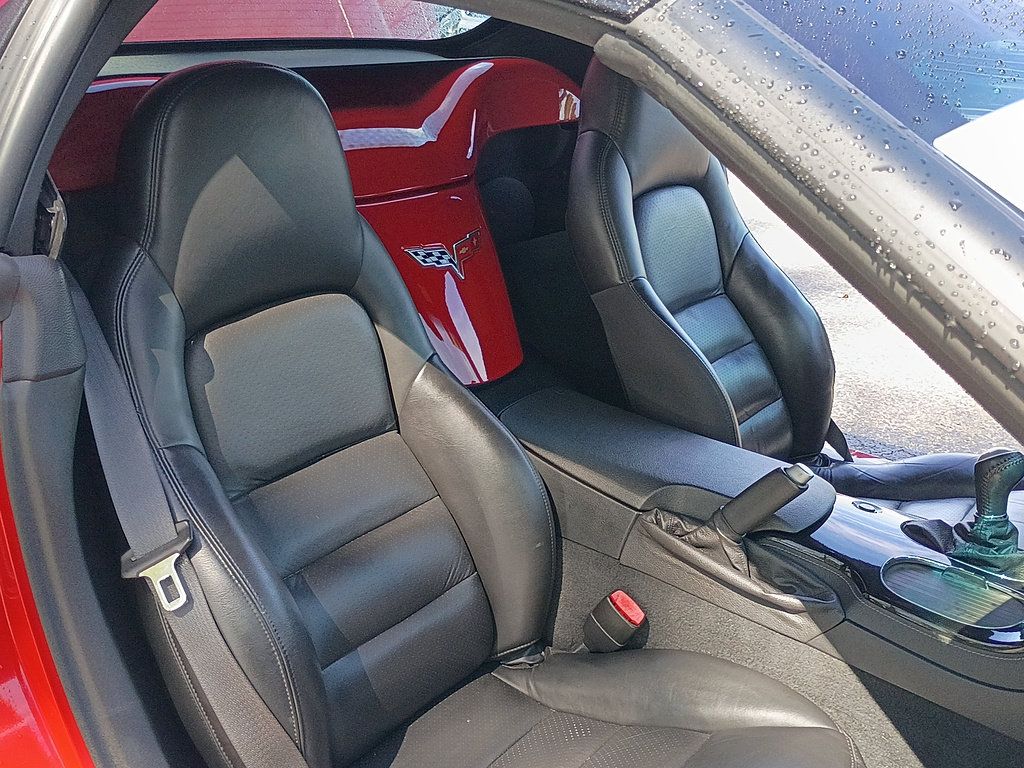 Used 2008 Chevrolet Corvette Convertible w/ Preferred Equipment Group RWD image 13