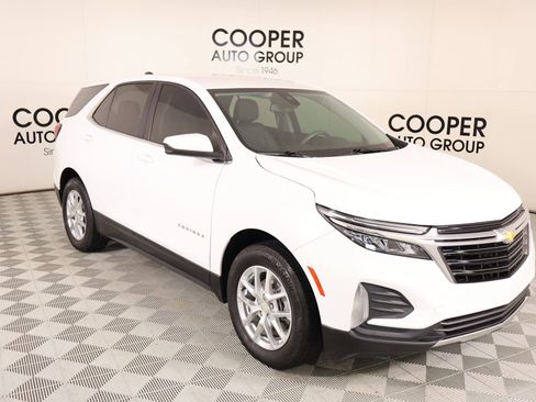 Used 2022 Chevrolet Equinox LT image 1