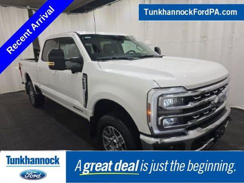 Certified 2026 Ford F250 Lariat w/ Lariat Ultimate Package AWD/4WD image 1