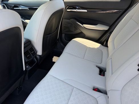 Used 2022 Kia Seltos SX w/ Sunroof Package AWD/4WD image 15