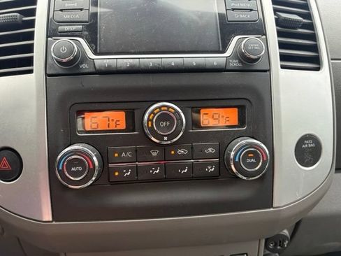 Used 2017 Nissan Frontier SV w/ SV Value Truck Package AWD/4WD image 9