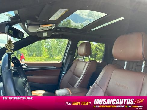 Used 2019 Jeep Grand Cherokee Summit w/ Platinum Series Group AWD/4WD image 8