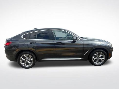 Used 2022 BMW X4 xDrive30i w/ Parking Assistance Package AWD/4WD image 11