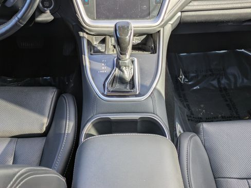 Used 2023 Subaru Outback Limited image 18