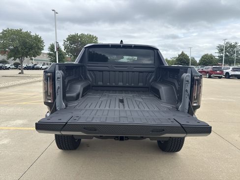 New 2025 GMC Hummer EV 3X image 6