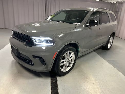Used 2024 Dodge Durango GT image 3