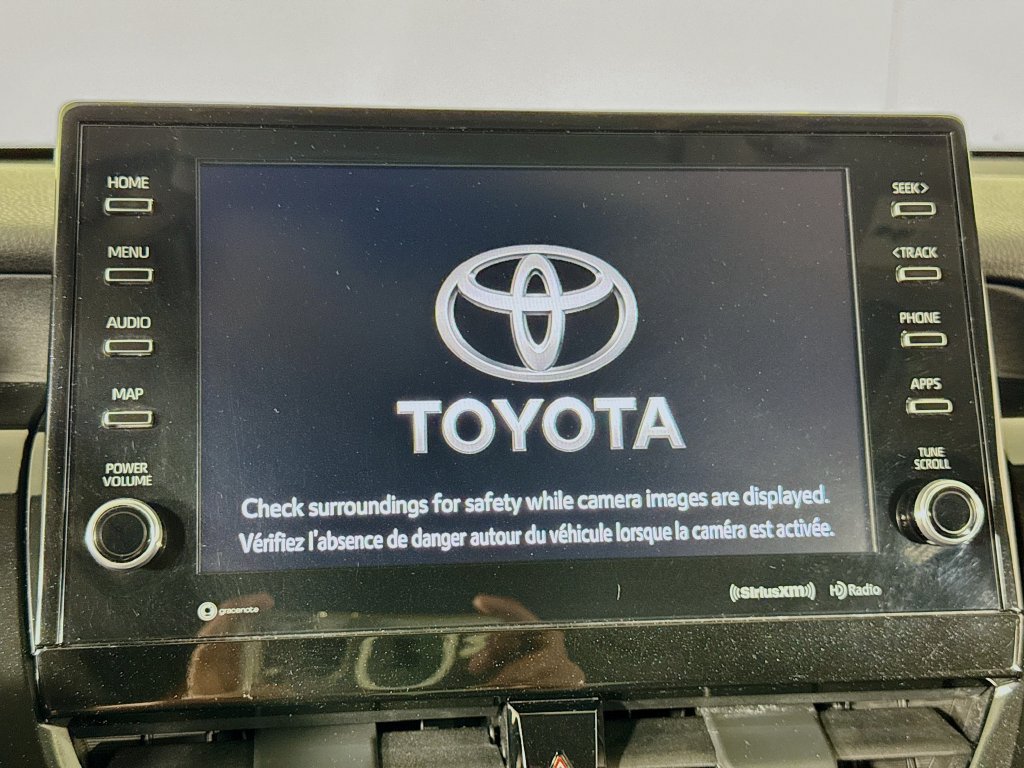 Used 2022 Toyota Camry XSE AWD/4WD image 38