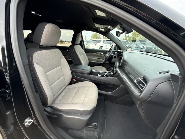 Certified 2026 Chevrolet Traverse LT w/ Driver Confidence Package FWD image 29