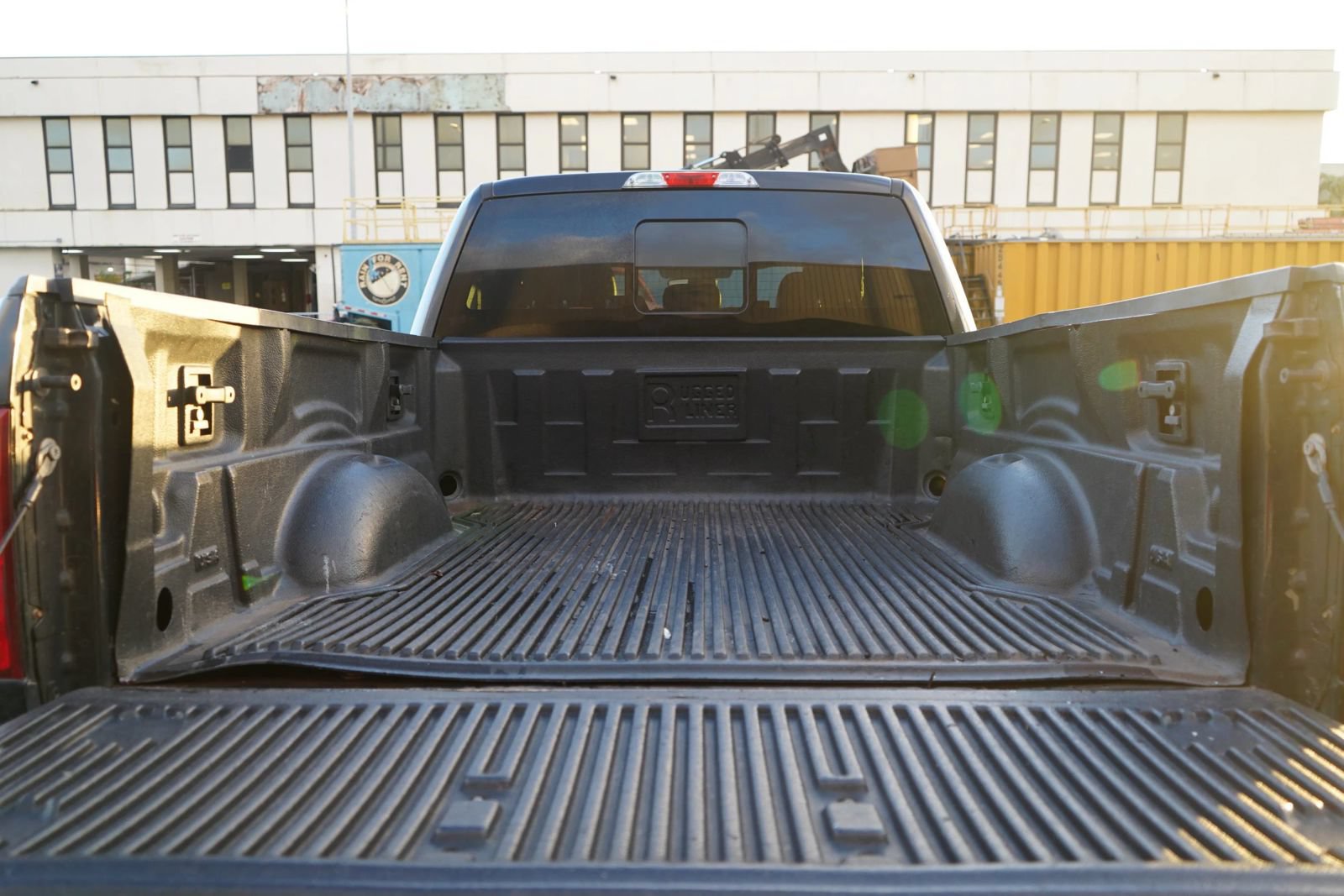 Used 2015 Ford F150 Lariat w/ Equipment Group 501A Mid AWD/4WD image 27