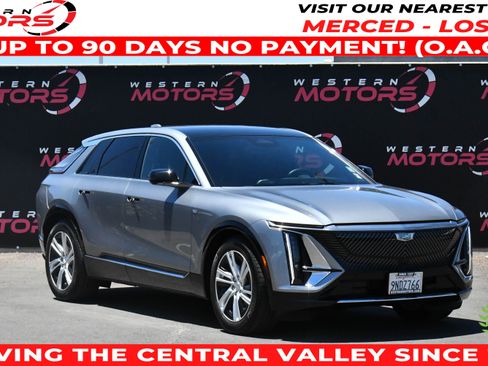 Used 2024 Cadillac Lyriq Tech RWD image 1