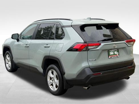 Used 2019 Toyota RAV4 XLE w/ Convenience Package AWD/4WD image 9