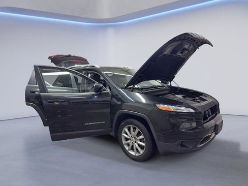 Used 2015 Jeep Cherokee Limited image 8