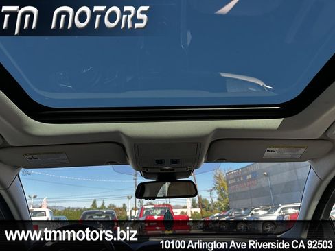 Used 2017 Jaguar XE Prestige image 8