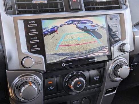 Used 2024 Toyota 4Runner SR5 image 23