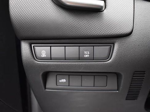 Used 2025 MAZDA CX-50 AWD 2.5 S w/ Premium Package image 23