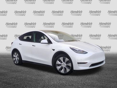 Used 2021 Tesla Model Y Long Range AWD/4WD image 2