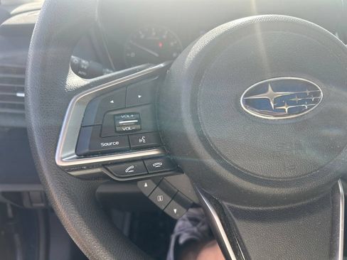 Certified 2022 Subaru Outback AWD/4WD image 8