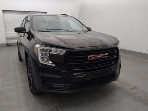 Used 2023 GMC Terrain SLE w/ Driver Convenience Package AWD/4WD image 14