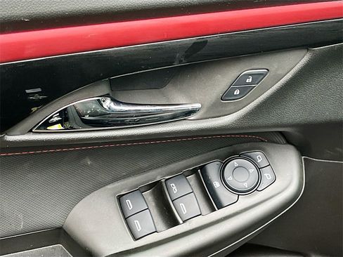 Used 2025 Chevrolet TrailBlazer RS w/ Convenience Package image 18