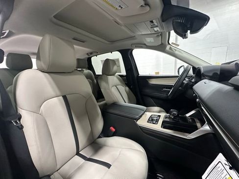 New 2026 MAZDA CX-90 Plug-In Hybrid w/ Preferred image 17