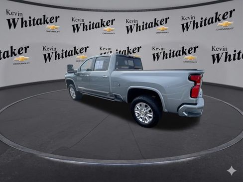 Certified 2025 Chevrolet Silverado 2500 High Country w/ High Country Premium Package AWD/4WD image 7