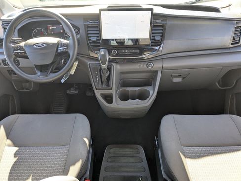 Used 2023 Ford Transit 350 XLT image 15