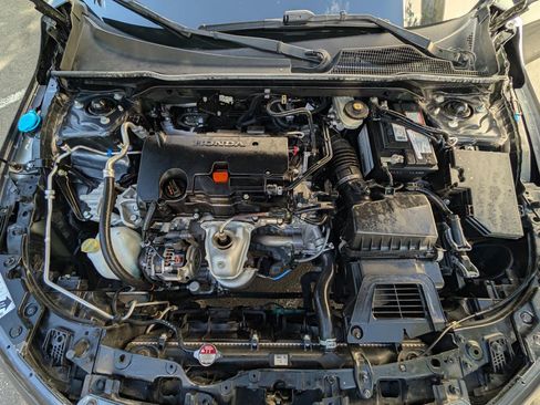 Used 2022 Honda Civic Sport image 14