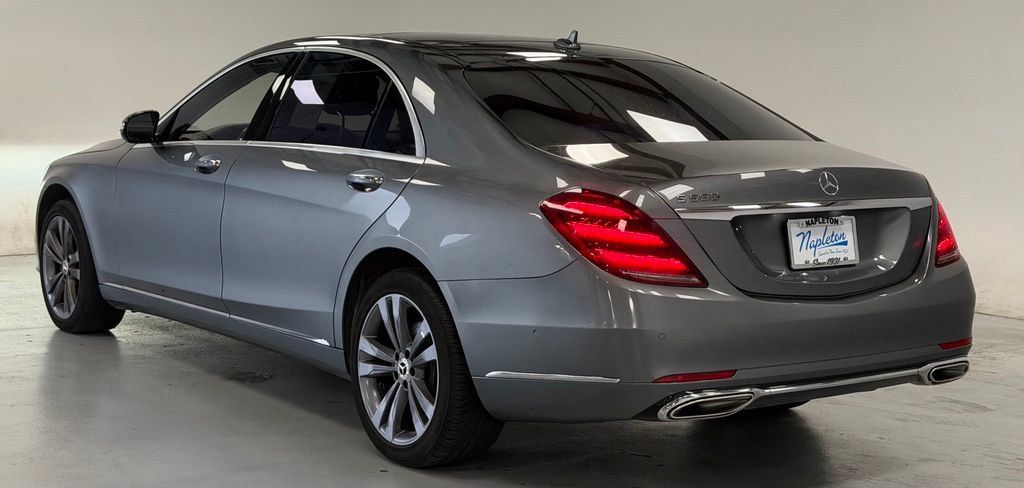 Used 2020 Mercedes-Benz S 560 Sedan w/ Premium Package image 3