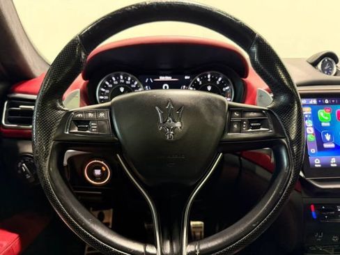 Used 2022 Maserati Ghibli Modena RWD image 19
