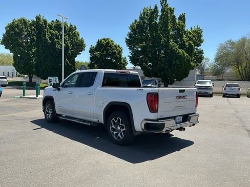Used 2023 GMC Sierra 1500 SLT w/ SLT Convenience Package AWD/4WD image 8