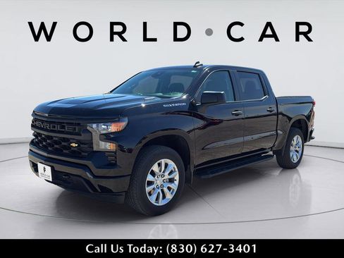 Used 2025 Chevrolet Silverado 1500 Custom image 11