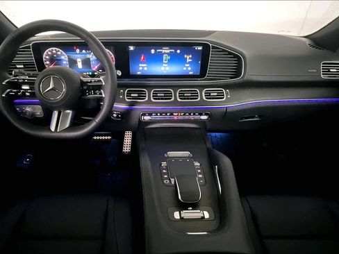 New 2026 Mercedes-Benz GLS 450 4MATIC image 8