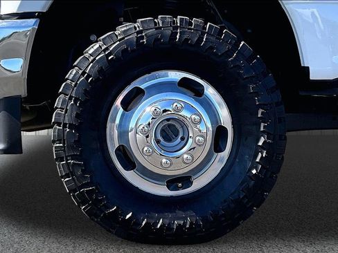 Used 2021 Ford F350 Lariat w/ Lariat Ultimate Package AWD/4WD image 30