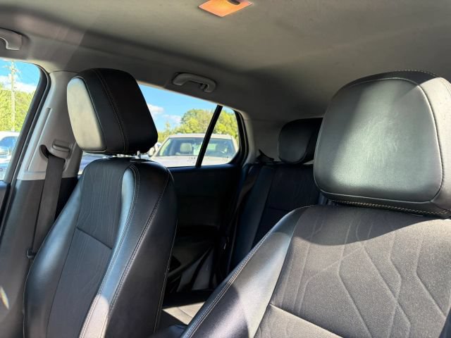 Used 2021 Chevrolet Trax LT AWD/4WD image 12